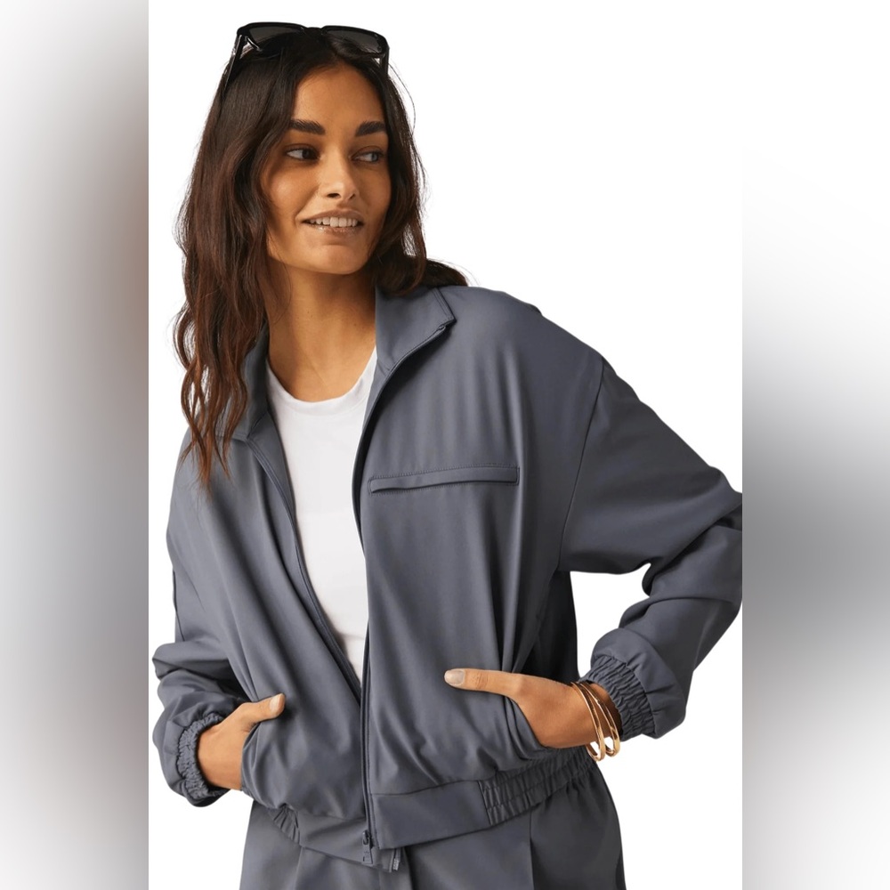 Beyond Yoga Status Crop Jacket Blue Size Extra Small